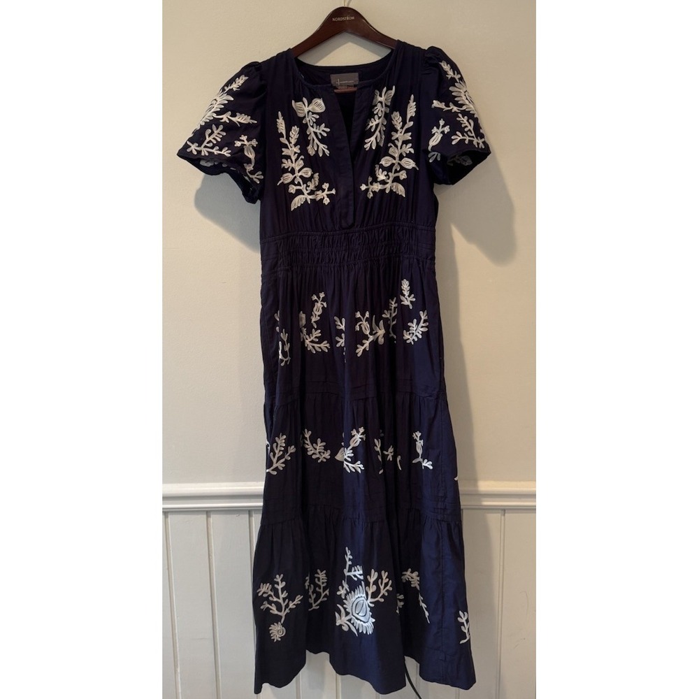 anthropologie blue embroidered dress Somerset Maxi Xs Navy Embroi… front detailing lends a breathable linen dress Alex Evenings Embroidered Empire Size:XS(4)